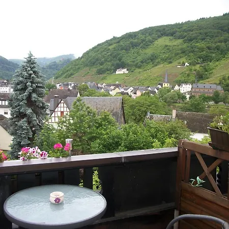 Gaestehaus Spies * Bullay